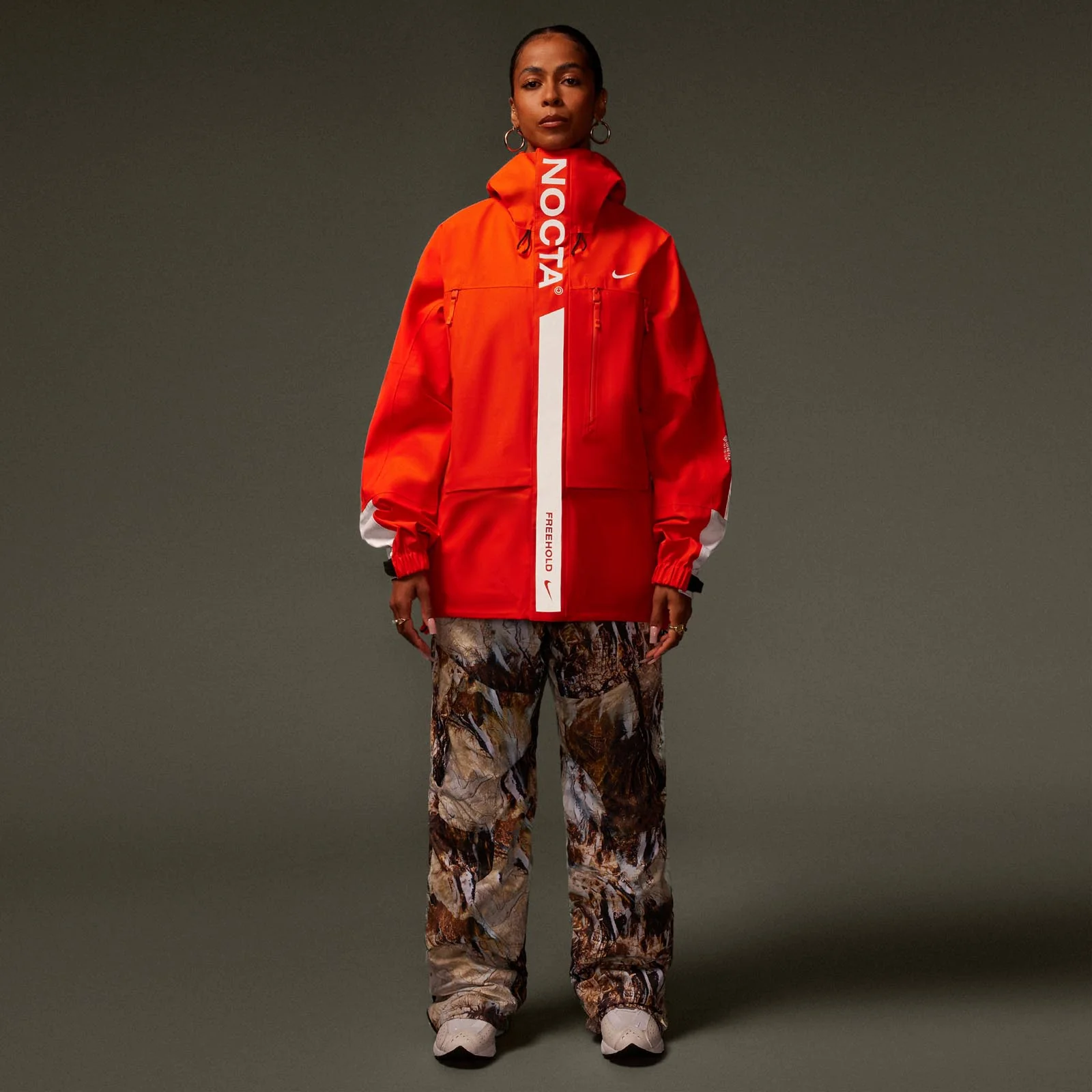 Tungsten Alien GORETEX Jacket - Image 4